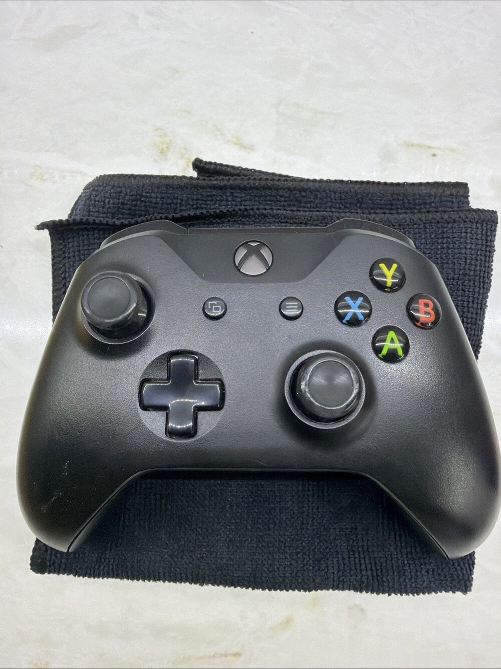 Official Microsoft Wireless Controller | for Xbox One And Series X/S | Black